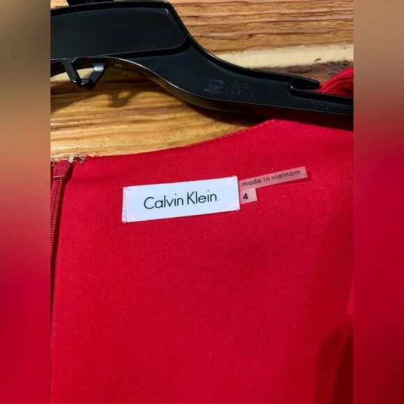 Calvin Klein True Red Sheath Dress Size 4 - Picture 4 of 11